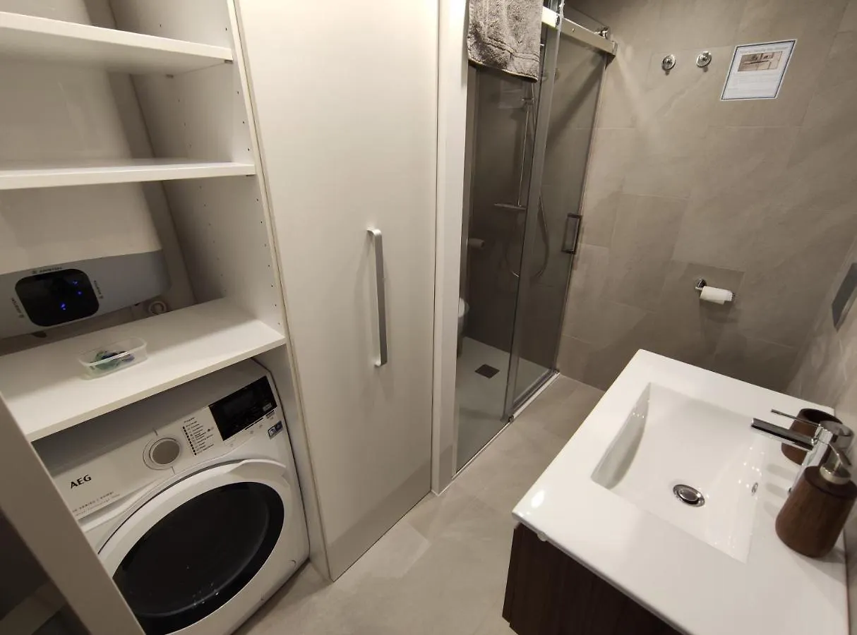 Sweet Stay Castle Apartment Ljubljana 0*,  Slovenia